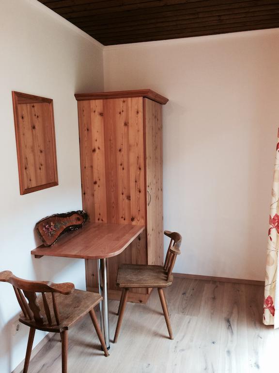 Haus Lisa Apartman Fuschl am See Szoba fotó